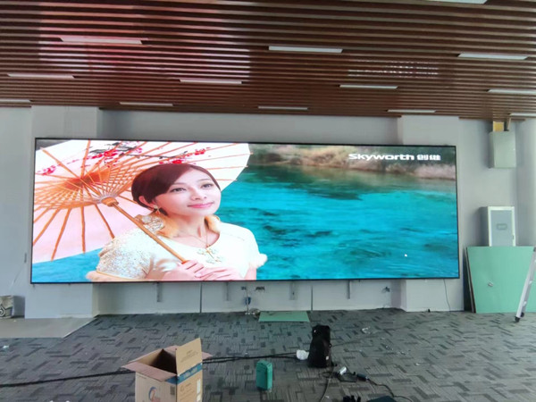 武宁P1.53led小间距屏安装案例